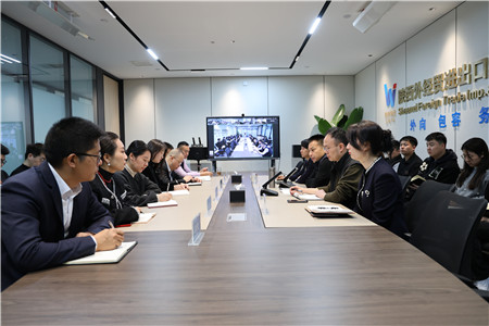 2月21日，進(jìn)出口公司傳達(dá)學(xué)習(xí)陜外集團(tuán)深化“三個(gè)年”活動(dòng)暨“二次創(chuàng)業(yè)”推進(jìn)會(huì)精神。_副本.jpg